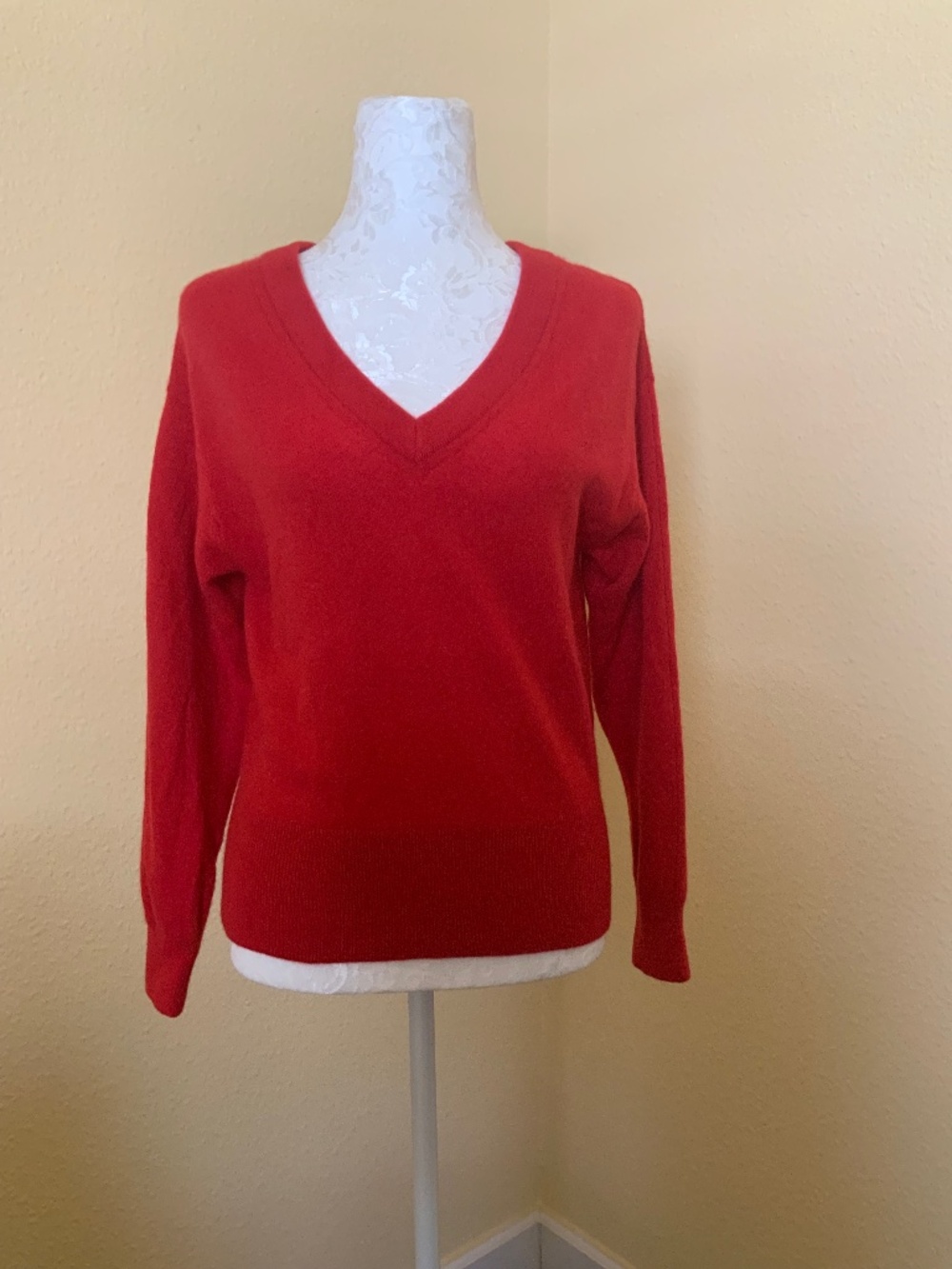 White+Warren Red V-Neck Cashmere Sweater
